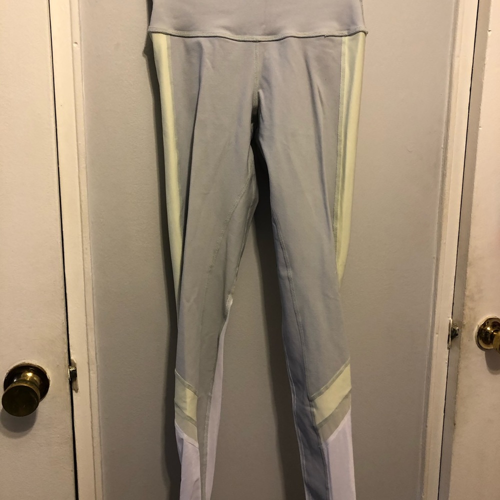 Alo Yoga Leggings